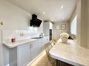 Photo 7- click for photo gallery